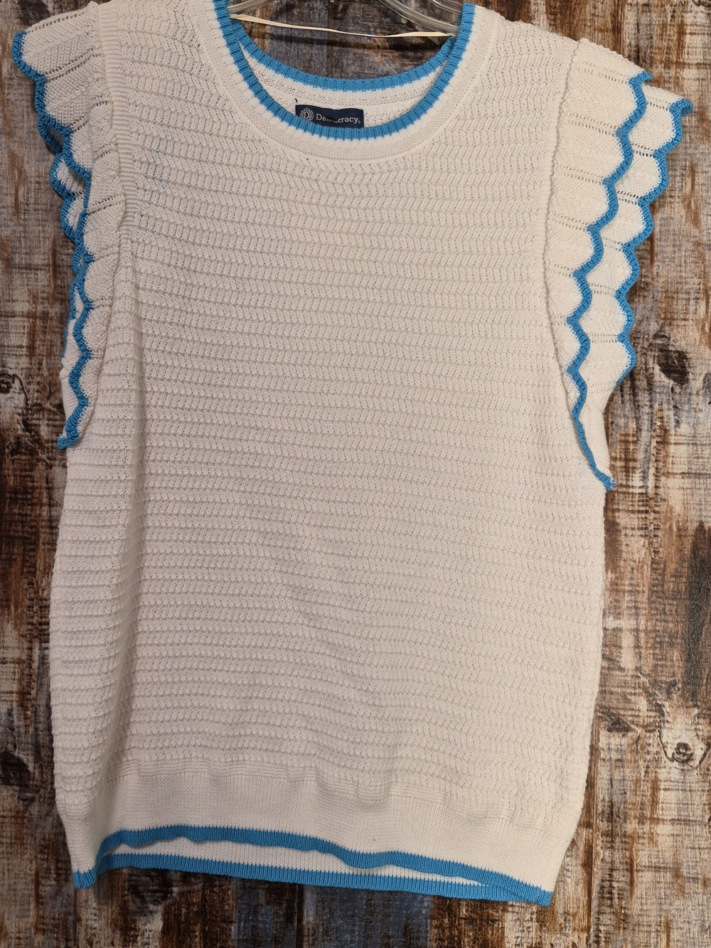 Democracy White Knit Ruffle-Sleeve Sweater Tank with Blue Trim